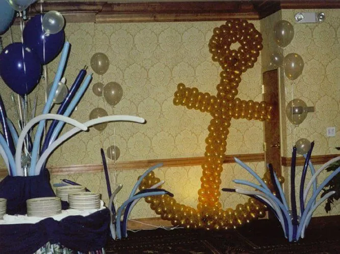 Anchors Away Balloon Sculpture